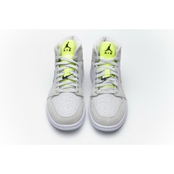 Air Jordan 1 "Grey Ghost Green" White Green CV3018-001