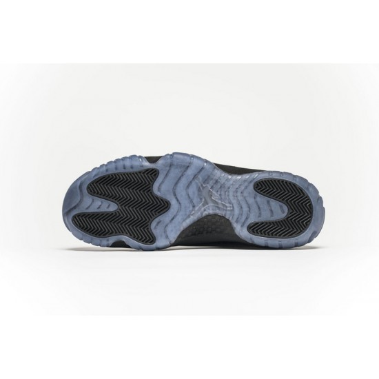 Air Jordan 11 "Cap and Gown" Black 378037-005