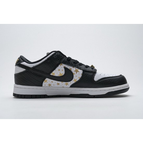 Supreme x Nike SB Dunk Low "Black Stars" Black White DH3228-102