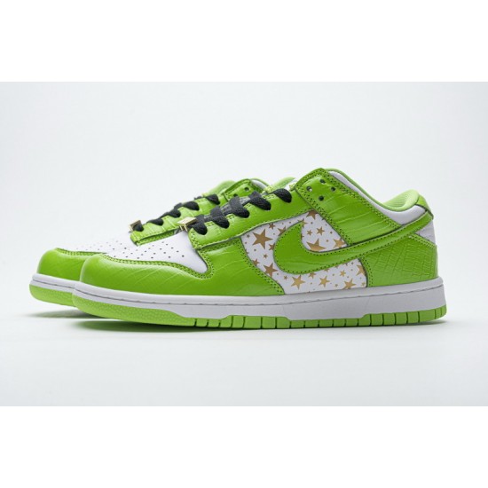 Supreme x Nike SB Dunk Low "Green Stars" White Green DH3228-101