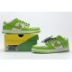 Supreme x Nike SB Dunk Low "Green Stars" White Green DH3228-101